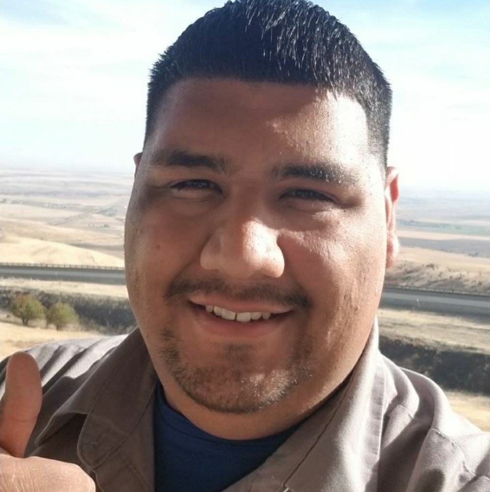 Meet your Posher, Josue